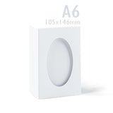 Biele trojité skladacie karty s oválnym výrezom – balenie