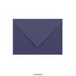 133x184 mm Tmavomodrá obálka