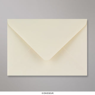 125x175 mm Slonovinová obálka s hladkým povrchom