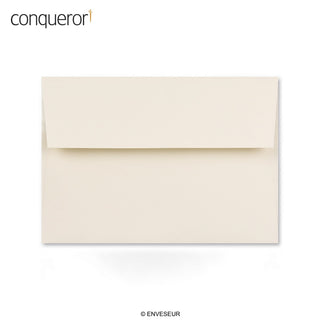 114x162 mm (C6) Krémová obálka Conqueror